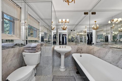 Photo 33 at 21 Fifeshire Road, Windfields, Toronto