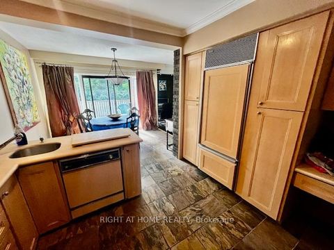 Photo 23 at 36 Forest Wood, Nortown, Toronto