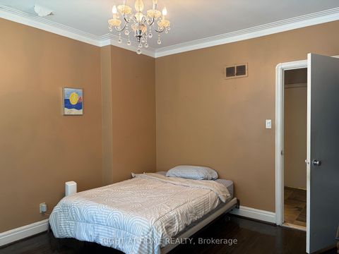 Photo 24 at 36 Forest Wood, Nortown, Toronto