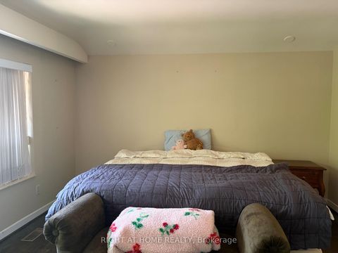Photo 25 at 36 Forest Wood, Nortown, Toronto
