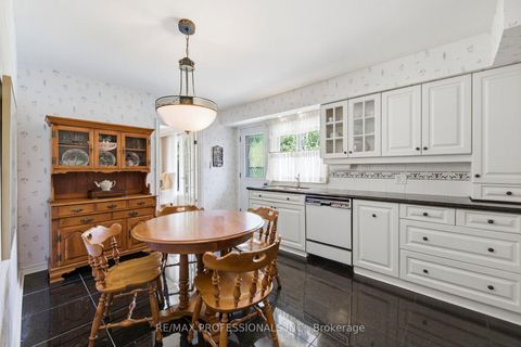 Photo 13 at 109 Princess Margaret Boulevard, Rosethorn, Toronto