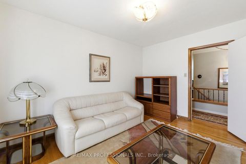 Photo 16 at 109 Princess Margaret Boulevard, Rosethorn, Toronto