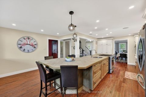 Photo 9 at 1885 Applewood Avenue, Alcona, Innisfil