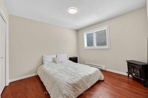 Photo 26 at 1885 Applewood Avenue, Alcona, Innisfil