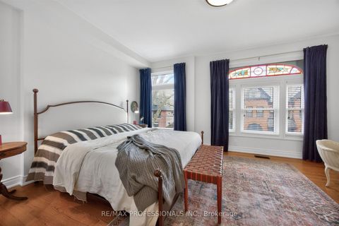 Photo 18 at 12 1/2 Melbourne Avenue, South Parkdale, Toronto
