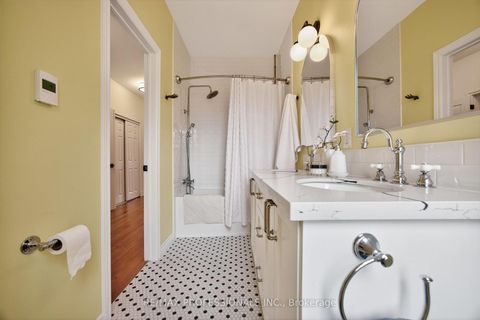 Photo 22 at 12 1/2 Melbourne Avenue, South Parkdale, Toronto