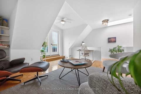 Photo 28 at 12 1/2 Melbourne Avenue, South Parkdale, Toronto