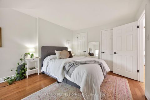 Photo 32 at 12 1/2 Melbourne Avenue, South Parkdale, Toronto