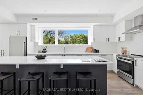 Photo 0 at 21 - 35 Birchcliff Avenue, Cliffside, Toronto