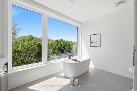 Photo 15 at 21 - 35 Birchcliff Avenue, Cliffside, Toronto
