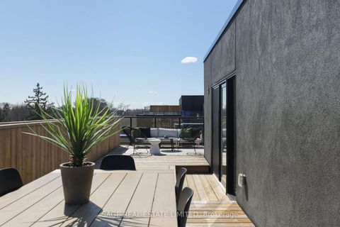 Photo 31 at 21 - 35 Birchcliff Avenue, Cliffside, Toronto