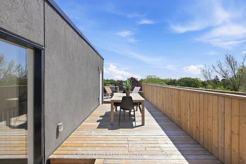 Photo 32 at 21 - 35 Birchcliff Avenue, Cliffside, Toronto