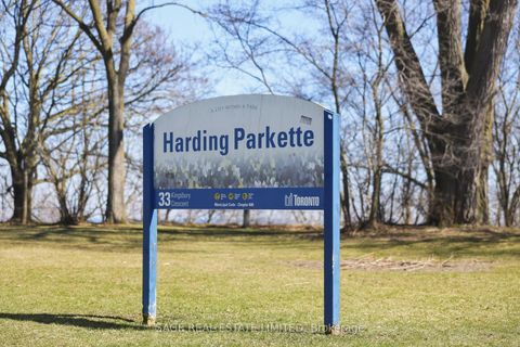 Photo 39 at 21 - 35 Birchcliff Avenue, Cliffside, Toronto