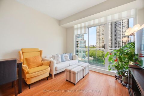 Photo 13 at 911 - 5 Marine Parade Drive, Mimico, Toronto