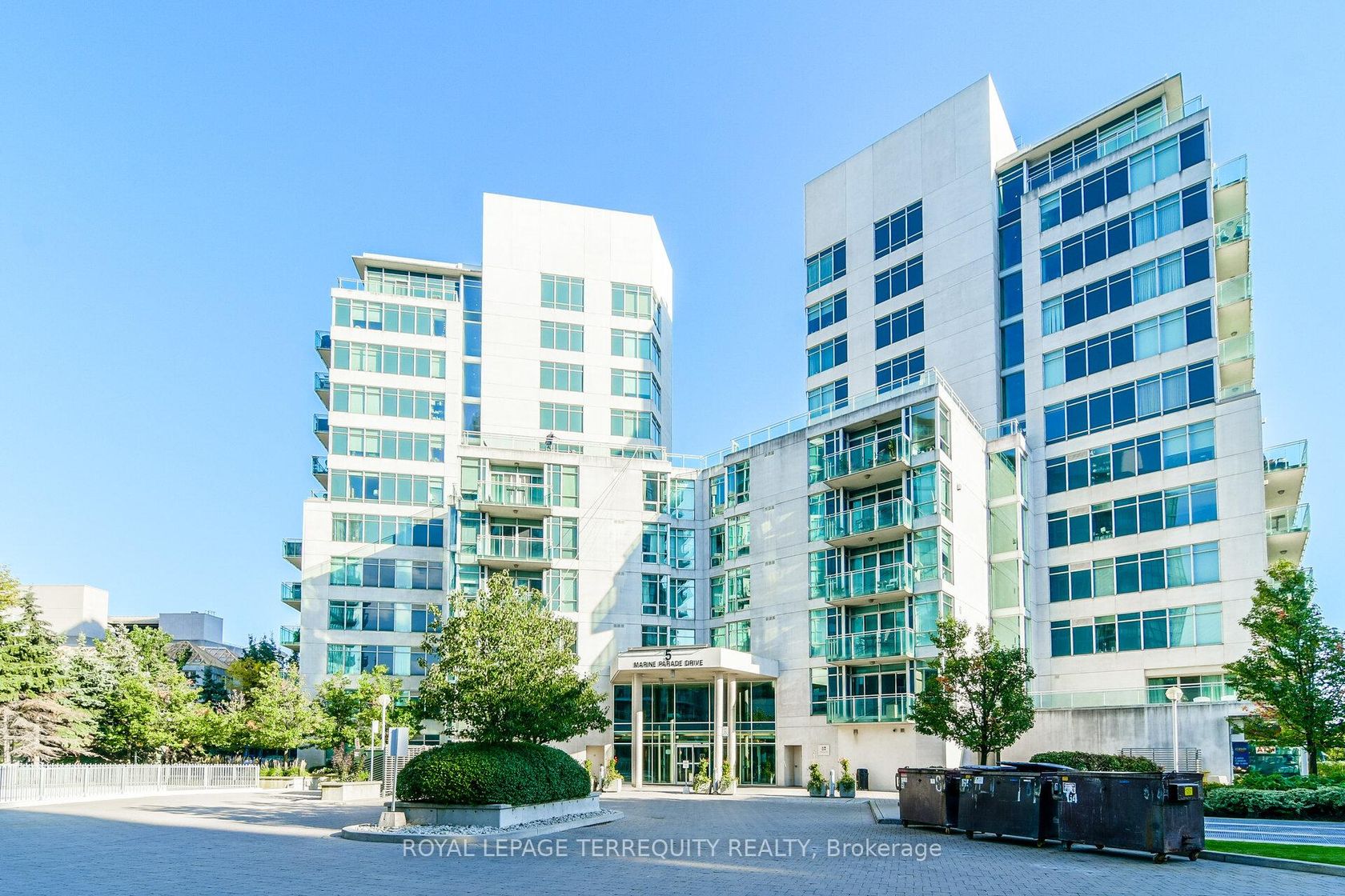 911 - 5 Marine Parade Drive, Mimico, Toronto photo number 2