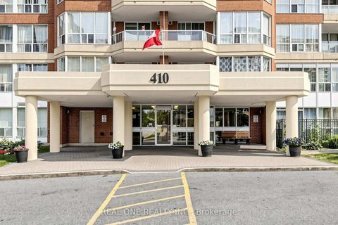 Photo 3 at 1612 - 410 Mclevin Avenue, Malvern, Toronto