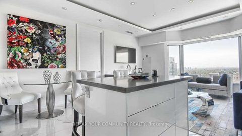 Photo 8 at 3113 and 3115 - 155 Yorkville Avenue, Annex, Toronto