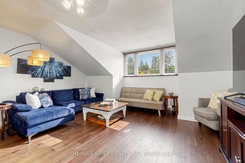 Photo 17 at 1931 Fairport Road, Dunbarton, Pickering