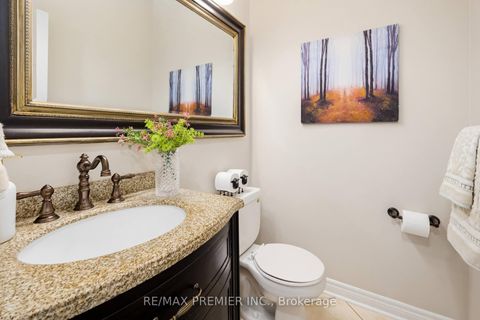 Photo 20 at 12 Acqua Drive, Vellore Village, Vaughan