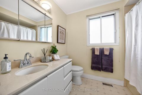 Photo 15 at 11 Swordbill Drive, Humber Valley, Toronto