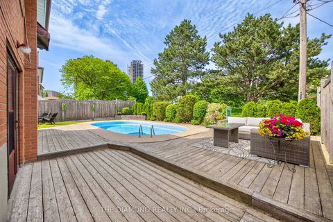 Photo 17 at 11 Swordbill Drive, Humber Valley, Toronto
