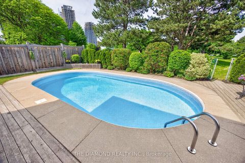 Photo 22 at 11 Swordbill Drive, Humber Valley, Toronto
