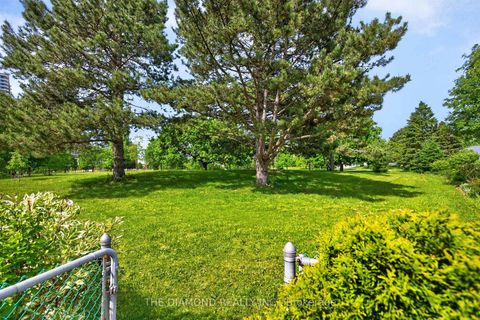 Photo 26 at 11 Swordbill Drive, Humber Valley, Toronto