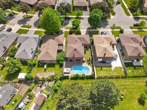 Photo 29 at 11 Swordbill Drive, Humber Valley, Toronto