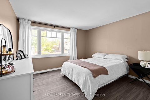 Photo 23 at 54 Farmingdale Crescent, Cundles East, Barrie