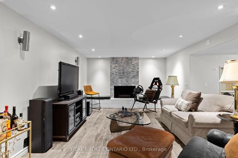 Photo 26 at 54 Farmingdale Crescent, Cundles East, Barrie