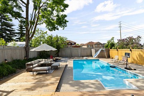 Photo 32 at 54 Farmingdale Crescent, Cundles East, Barrie