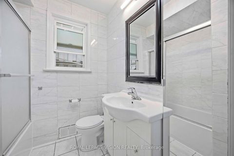 Photo 13 at 126 MILFORD HAVEN Drive, Morningside, Toronto