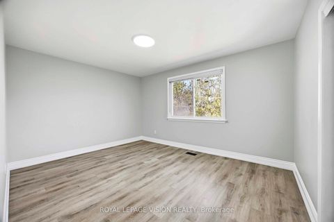 Photo 16 at 126 MILFORD HAVEN Drive, Morningside, Toronto