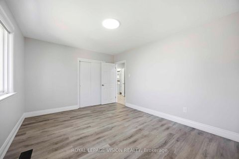 Photo 17 at 126 MILFORD HAVEN Drive, Morningside, Toronto