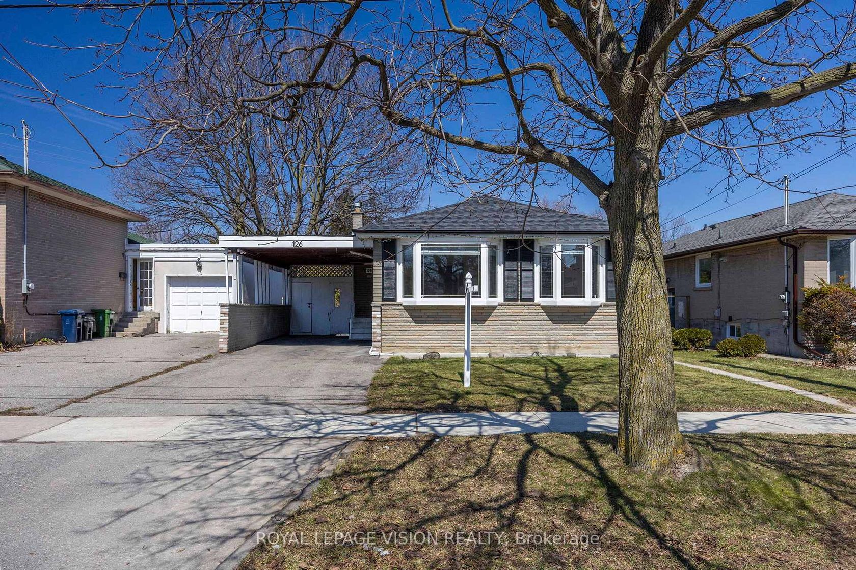 126 MILFORD HAVEN Drive, Morningside, Toronto photo number 2