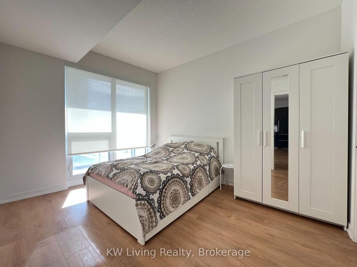 Photo 29 at 206 - 117 Mcmahon Drive, Bayview Village, Toronto