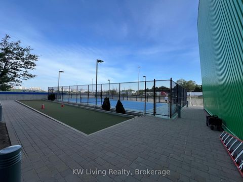 Photo 4 at 206 - 117 Mcmahon Drive, Bayview Village, Toronto