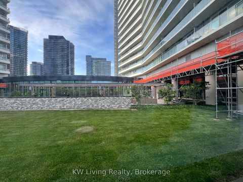 Photo 8 at 206 - 117 Mcmahon Drive, Bayview Village, Toronto