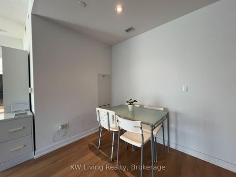 Photo 23 at 206 - 117 Mcmahon Drive, Bayview Village, Toronto