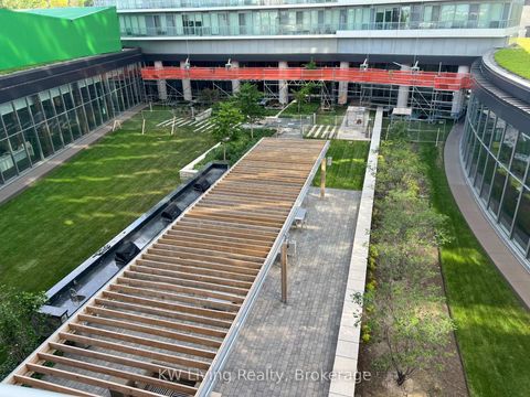 Photo 32 at 206 - 117 Mcmahon Drive, Bayview Village, Toronto