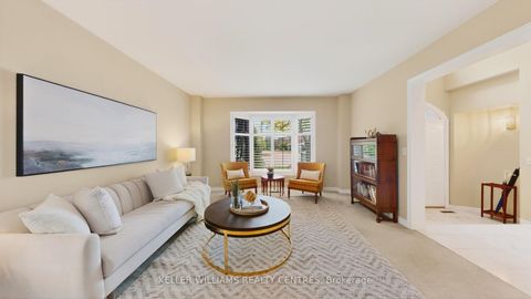 Photo 5 at 69 Gustav Crescent, Newtonbrook East, Toronto