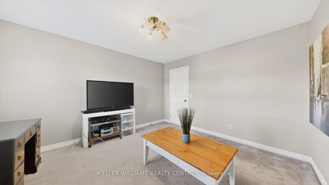 Photo 31 at 69 Gustav Crescent, Newtonbrook East, Toronto