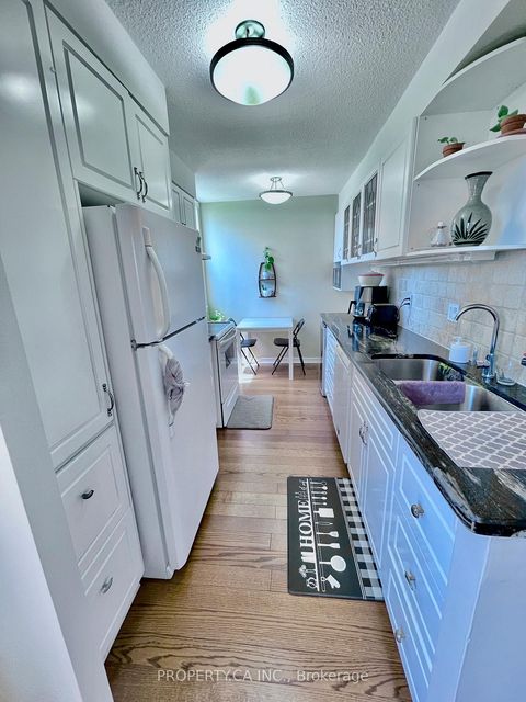 Photo 3 at 1003 - 5 Old Sheppard Avenue, Pleasant View, Toronto