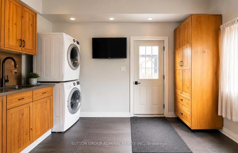 Photo 12 at 41 Athabaska Avenue, Newtonbrook East, Toronto