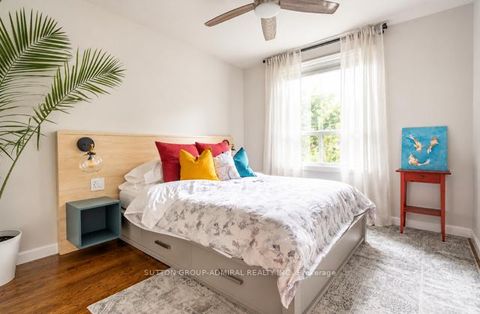 Photo 14 at 41 Athabaska Avenue, Newtonbrook East, Toronto