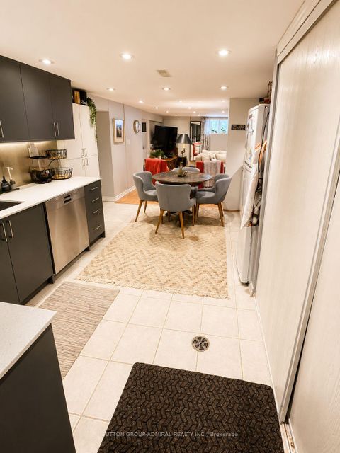 Photo 24 at 41 Athabaska Avenue, Newtonbrook East, Toronto