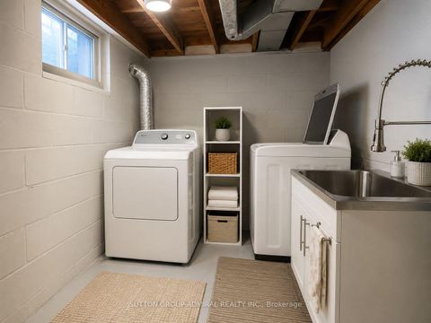 Photo 34 at 41 Athabaska Avenue, Newtonbrook East, Toronto