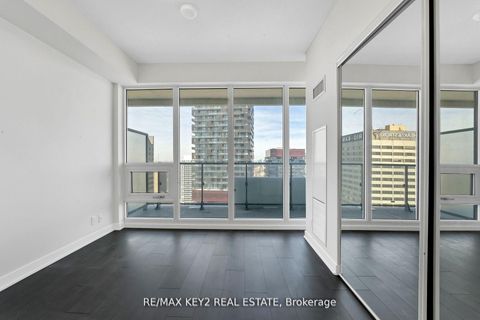 Photo 7 at 3402 - 2221 Yonge Street, Mount Pleasant West, Toronto