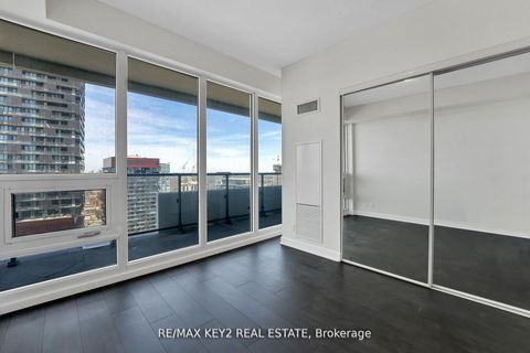 Photo 10 at 3402 - 2221 Yonge Street, Mount Pleasant West, Toronto