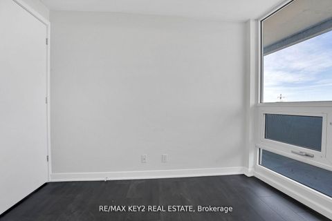 Photo 18 at 3402 - 2221 Yonge Street, Mount Pleasant West, Toronto